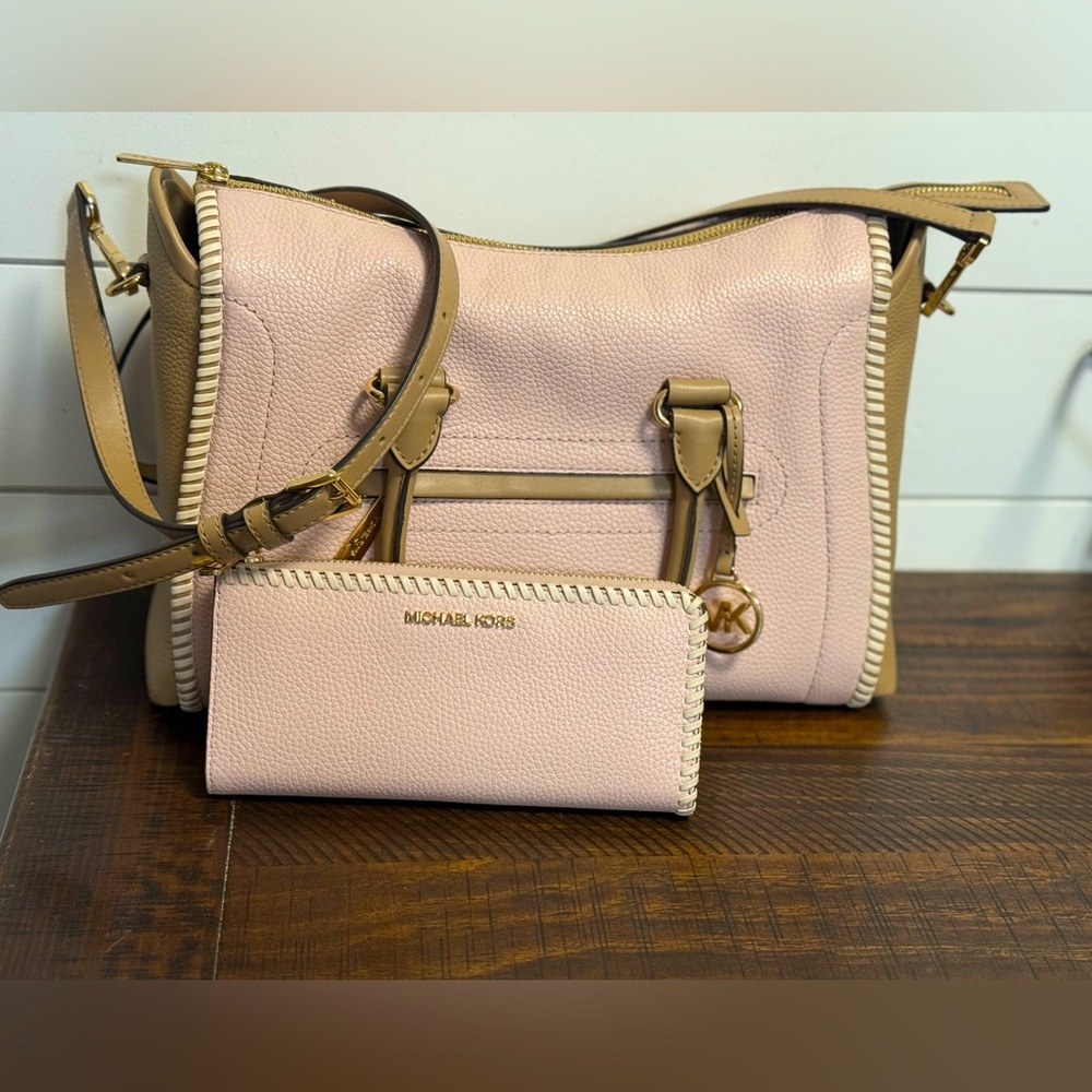 Michael Kors handbag and wallet